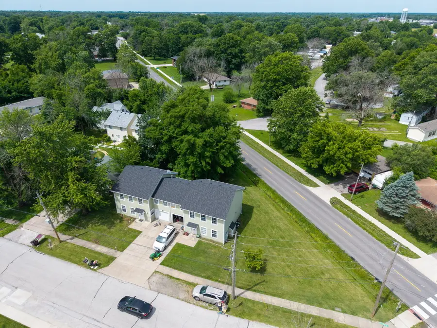223-225 Elizabeth St, Hallsville, MO 65255 - #3