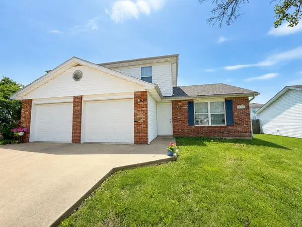 1604-1606 High Quest Cir, COLUMBIA, MO 65202