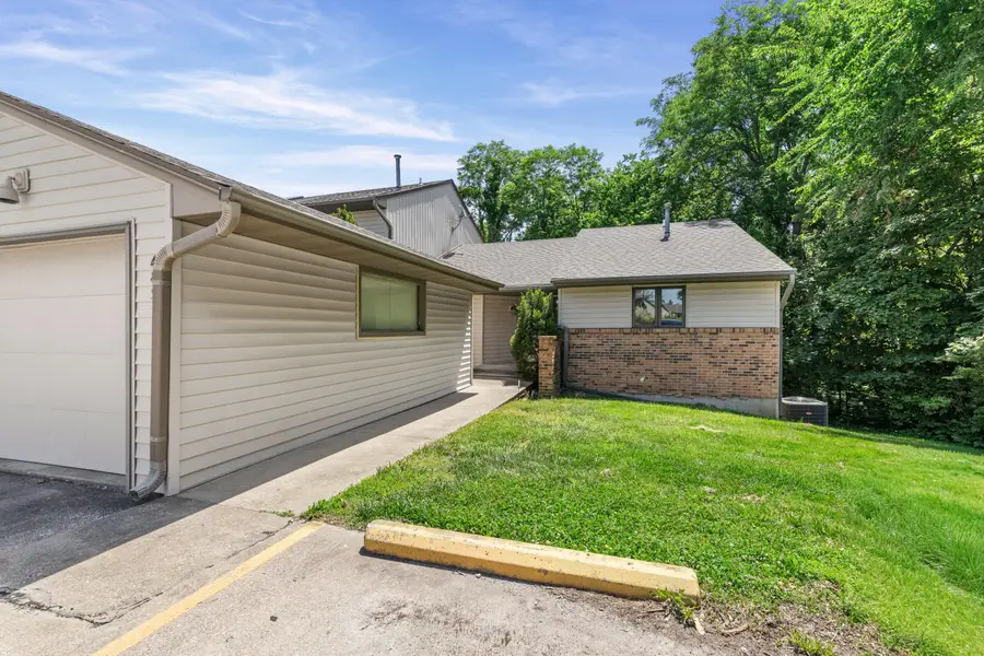 489 Foxfire Dr, Columbia, MO 65201 - #2