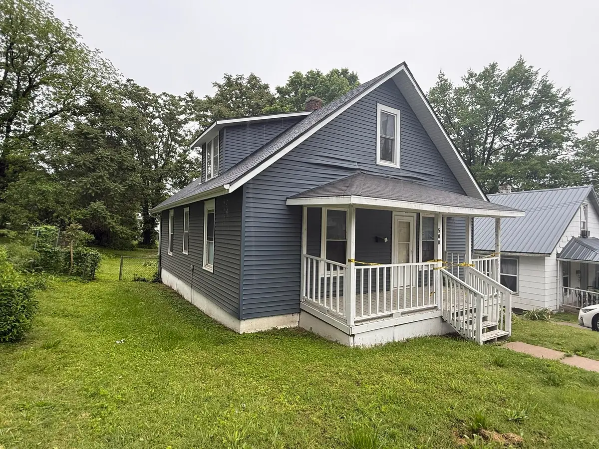 508 Poertner St, Boonville, MO 65233 - #1