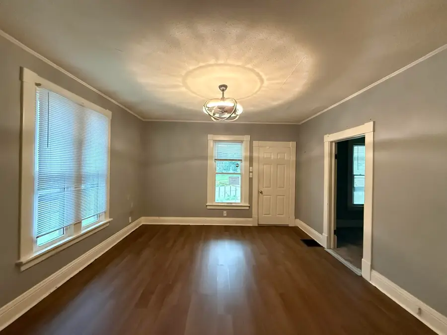 508 Poertner St, Boonville, MO 65233 - #3