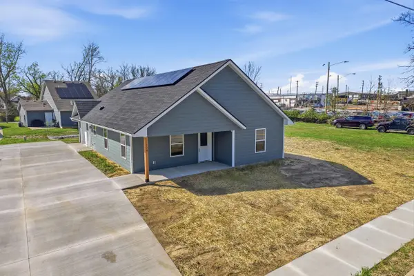 1109 N Eighth St, COLUMBIA, MO 65201