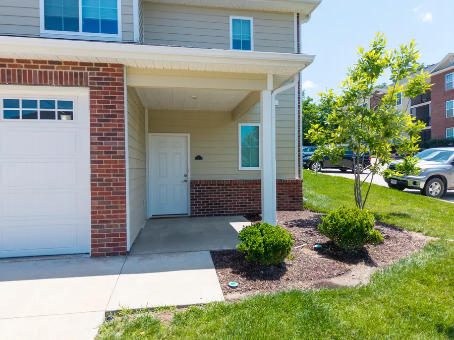 4002 W Worley St #1, Columbia, MO 65203 - #2