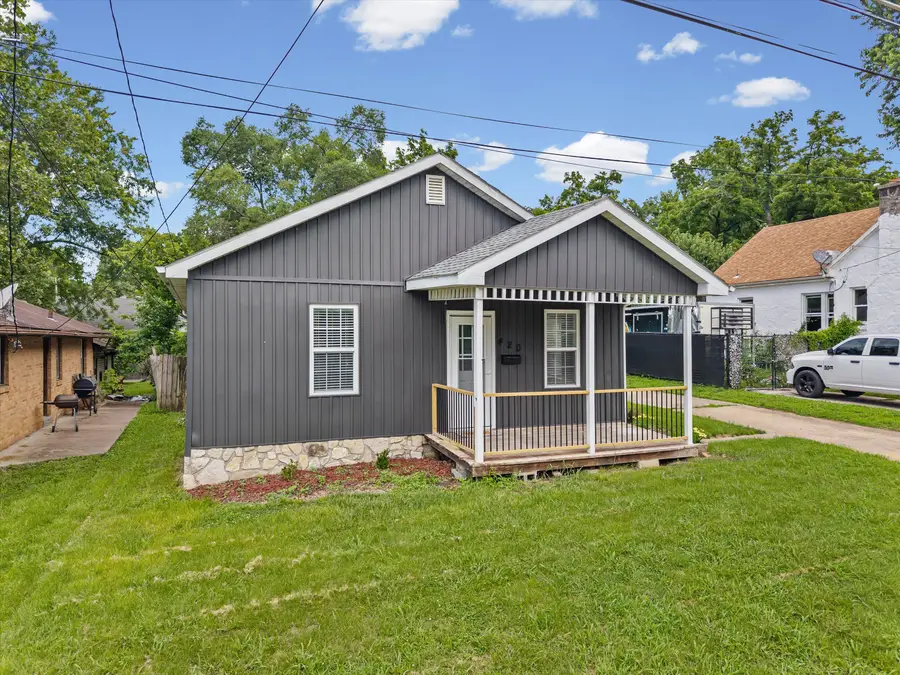 420 Vetter Ln, Jefferson City, MO 65101 - #2