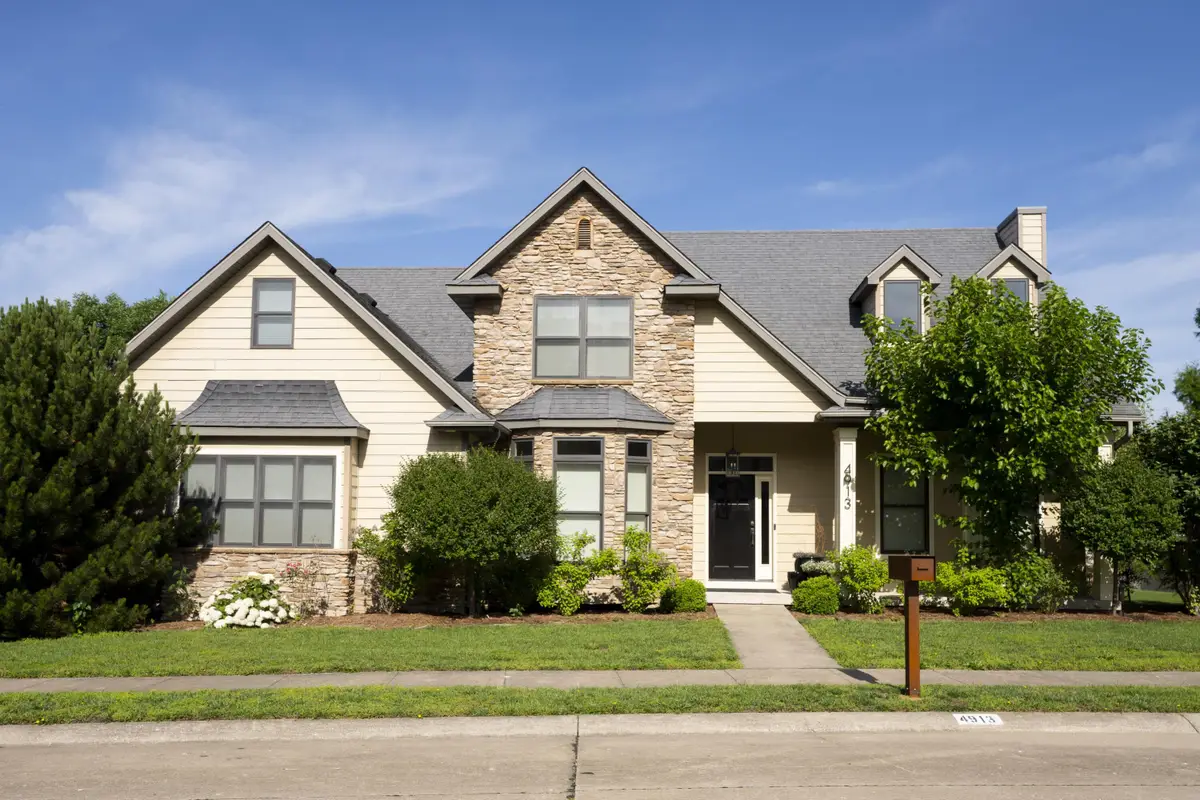 4913 Mckenna Ct, Columbia, MO 65203 - #1