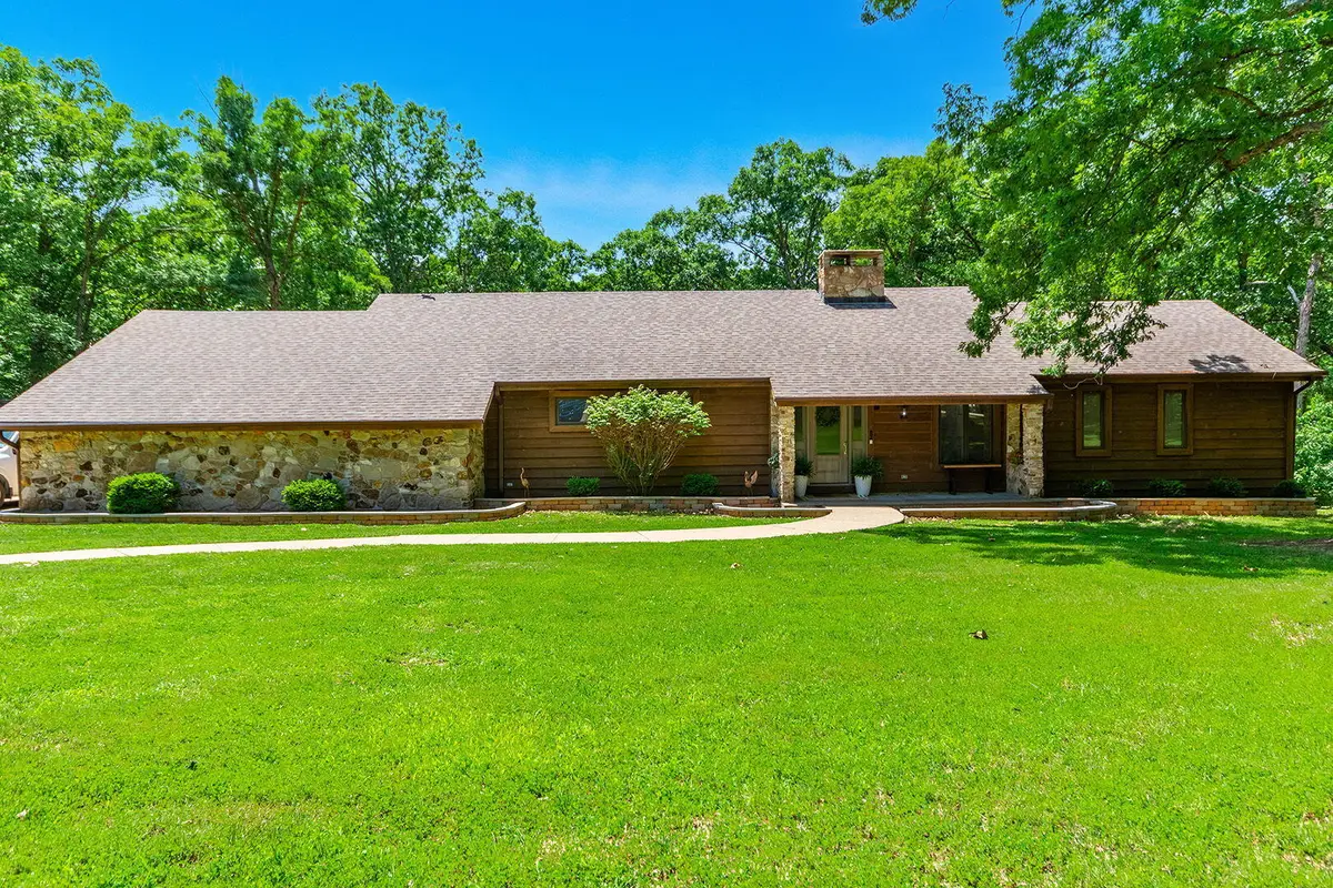 1022 Timberline Rd, Moberly, MO 65270 - #1