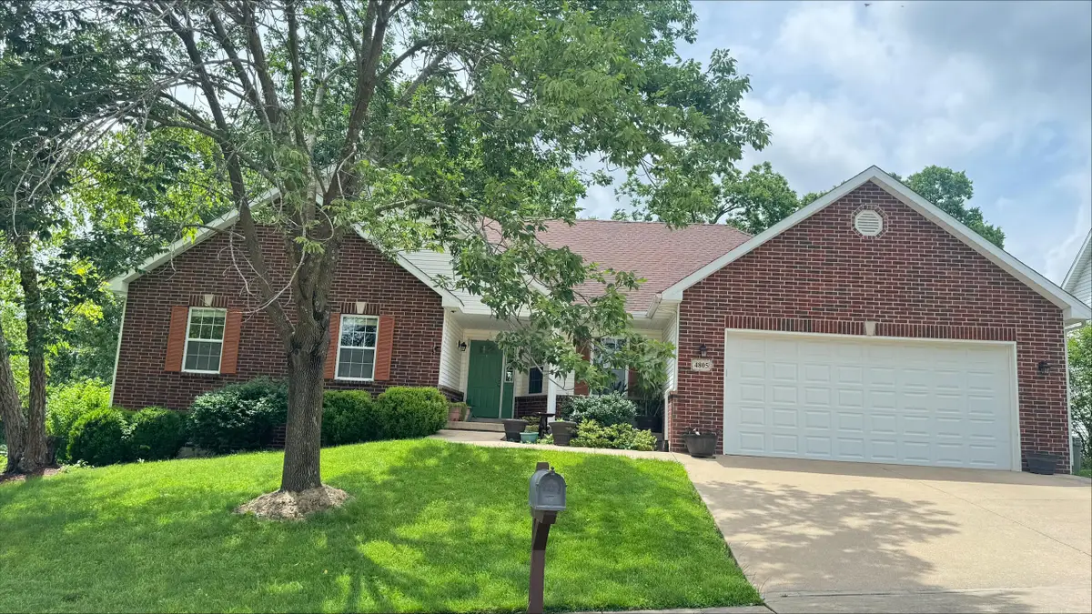 4805 Newcastle Dr, Columbia, MO 65203 - #1