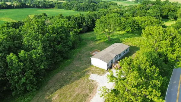 2227 State Road J, FRANKLIN, MO 65250