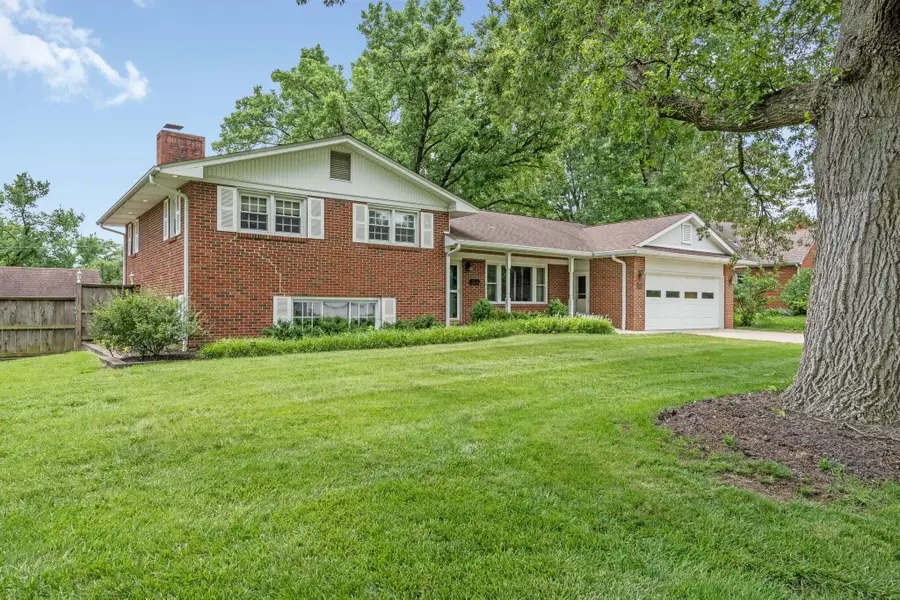 1004 Sunset Dr, Columbia, MO 65203 - #2
