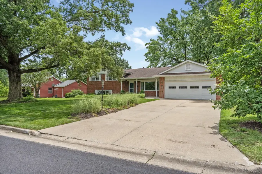 1004 Sunset Dr, Columbia, MO 65203 - #3