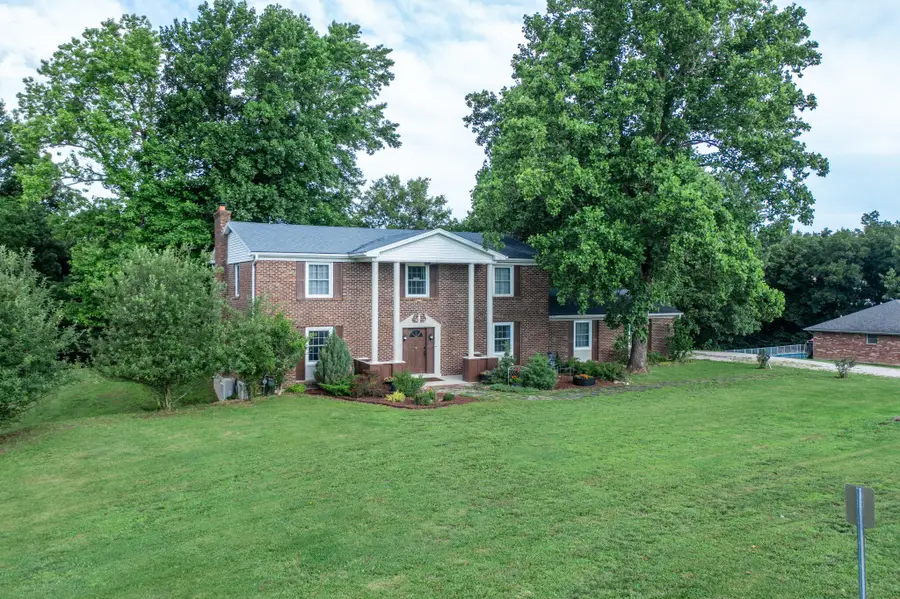 130 Angel Ln, Holts Summit, MO 65043 - #2