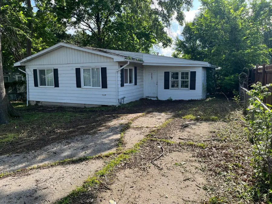 2307 Andy Dr, Columbia, MO 65202 - #2
