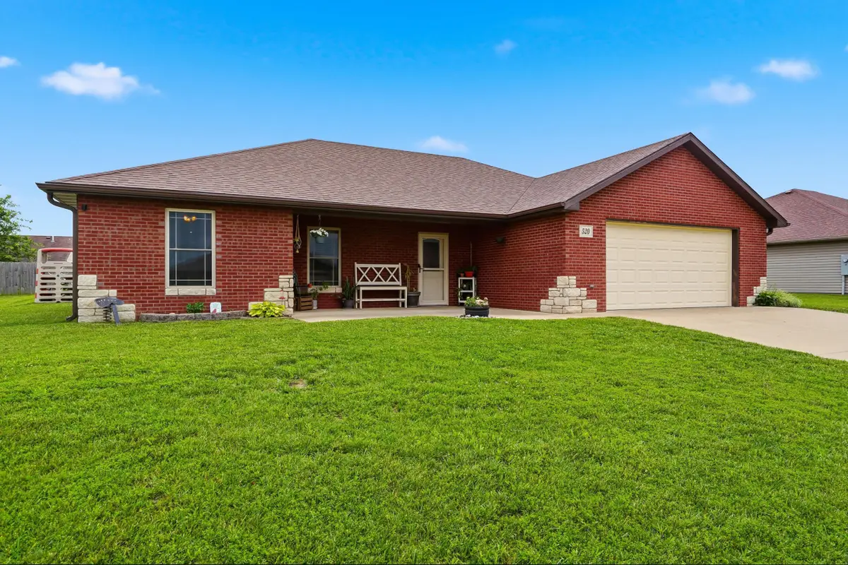 520 Logan Pl, Fulton, MO 65251 - #1