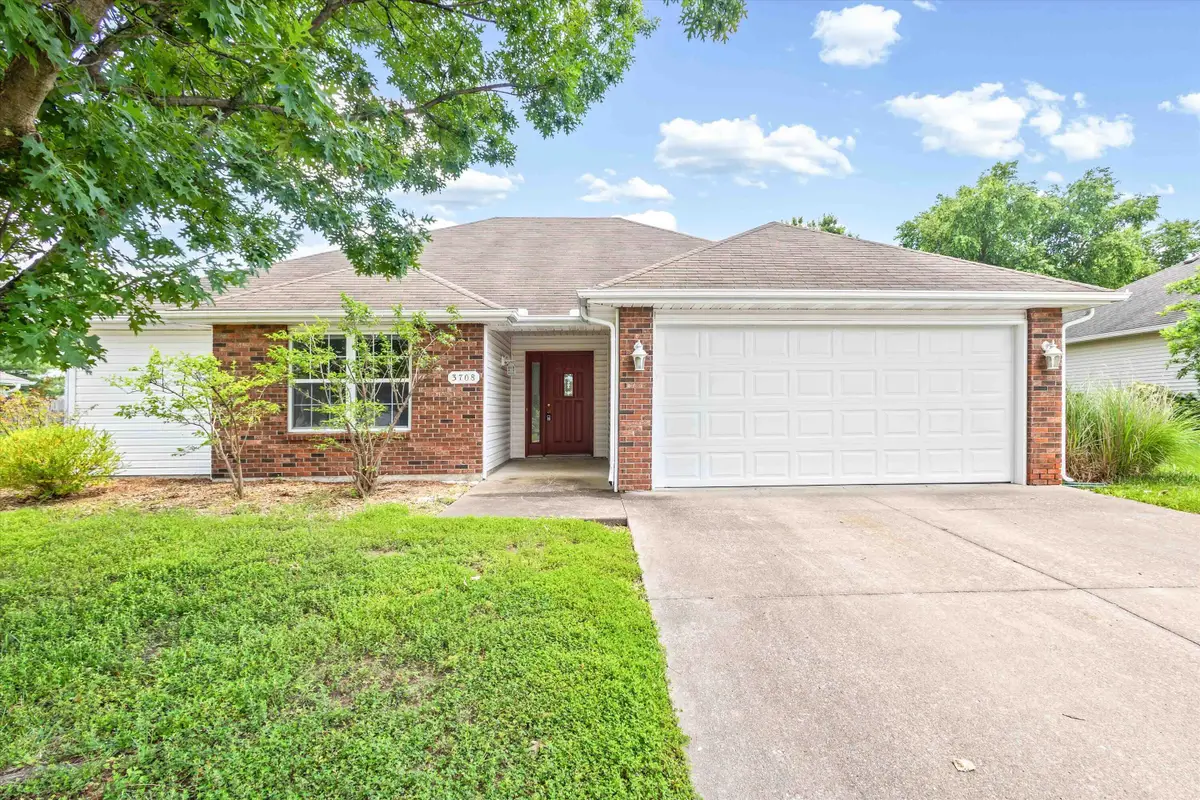 3708 Panther Dr, Columbia, MO 65202 - #1