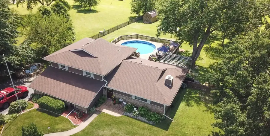 501 W Kensington Ln, Columbia, MO 65202 - #2