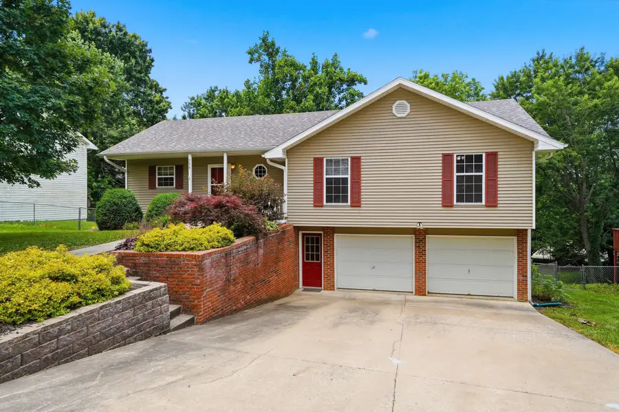 739 Jay Or Dr, Jefferson City, MO 65109 - #2