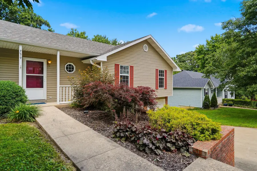 739 Jay Or Dr, Jefferson City, MO 65109 - #3