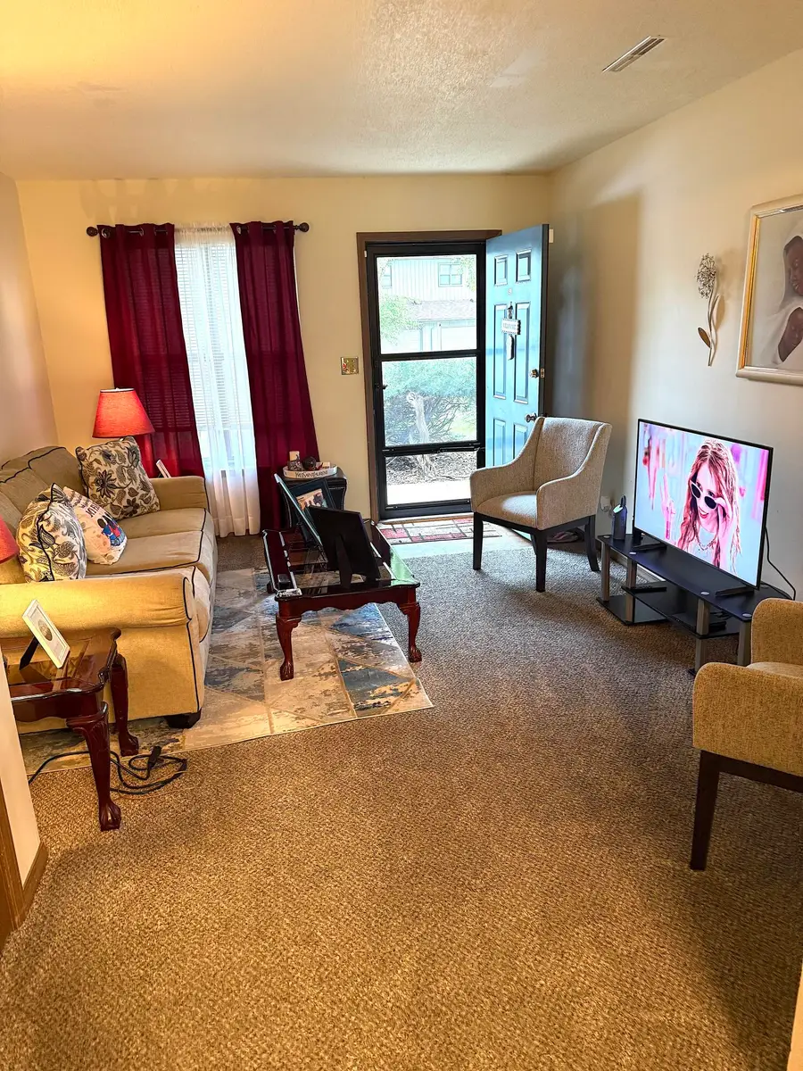 2801 W Broadway #APT  B3, Columbia, MO 65203 - #2
