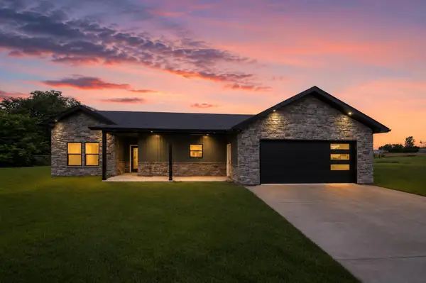 5875 Shelly Dr, FULTON, MO 65251
