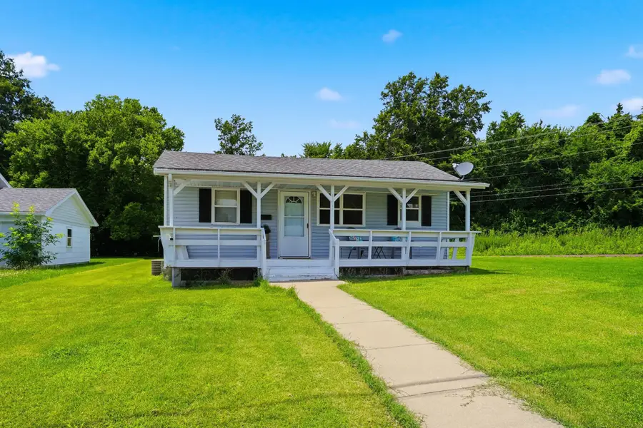 1211 Lynn St, Fulton, MO 65251 - #2