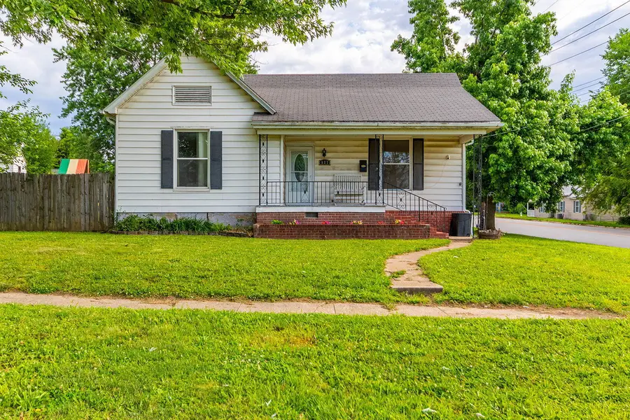 927 E Promenade St, Mexico, MO 65265 - #2