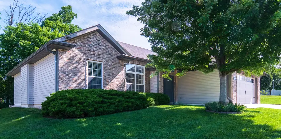3201 Carmello Rock Dr, Columbia, MO 65202 - #2