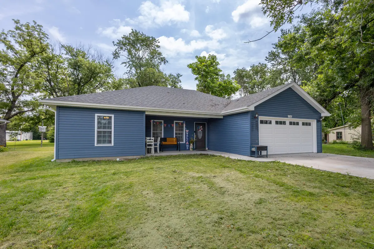 1206 Margretta St, Mexico, MO 65265 - #1