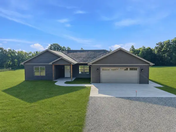 438 Old Highway 54, AUXVASSE, MO 65231