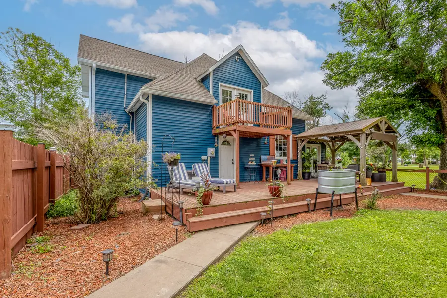 304 S Morris St, Clark, MO 65243 - #3