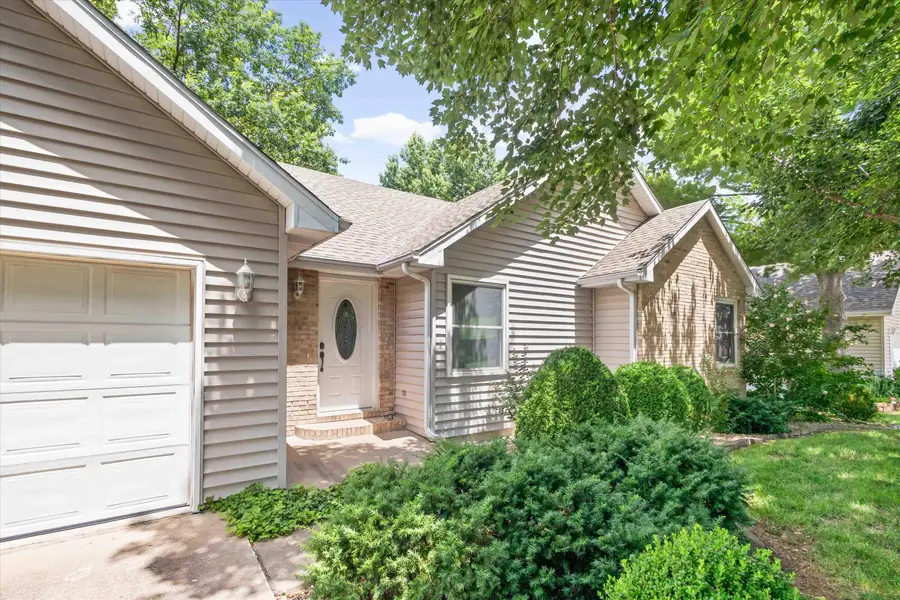 1501 Whitburn Dr, Columbia, MO 65203 - #3