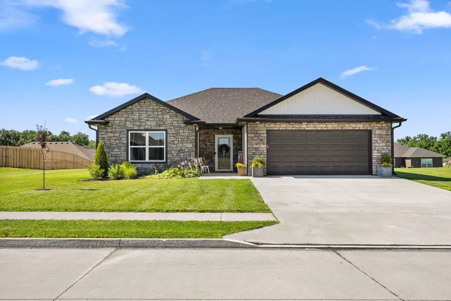 6456 Douglas Pky, Hallsville, MO 65255 - #2