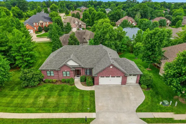 1606 Brookfield Manor, COLUMBIA, MO 65203
