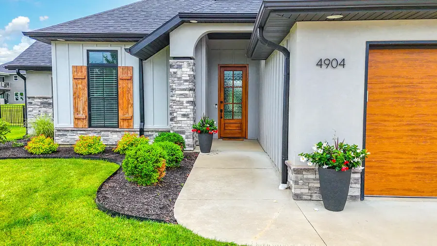 4904 Ballyneal Ct, Columbia, MO 65201 - #3