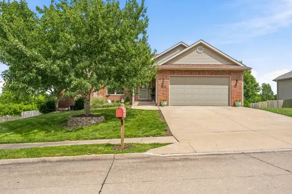 3302 Alligator Ln, COLUMBIA, MO 65202