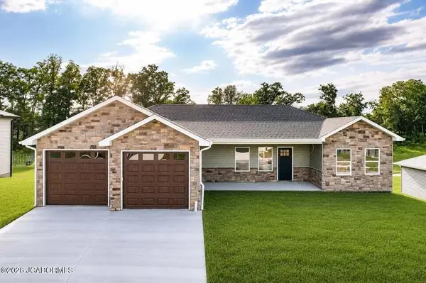 782 Vine Dr, HOLTS SUMMIT, MO 65043