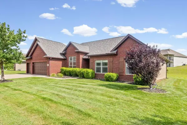 2003 August Briggs Dr, COLUMBIA, MO 65201