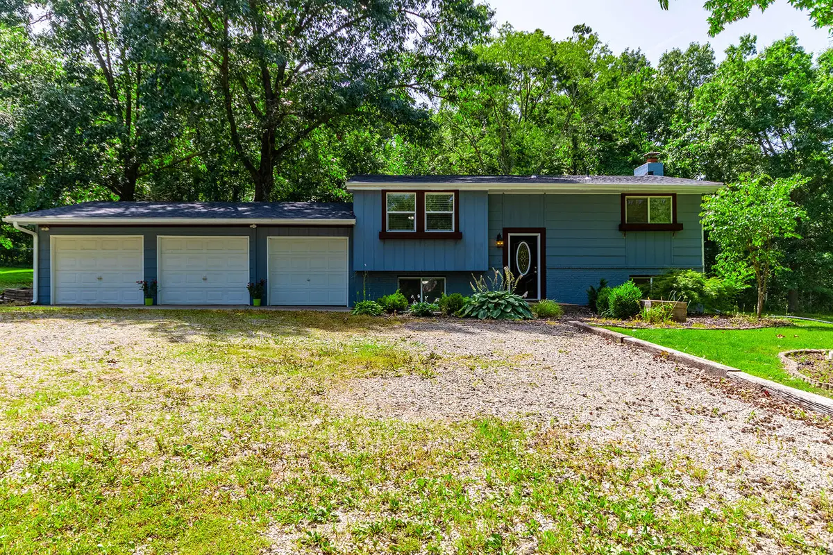 8801 Tom Bass Rd, Columbia, MO 65201 - #1
