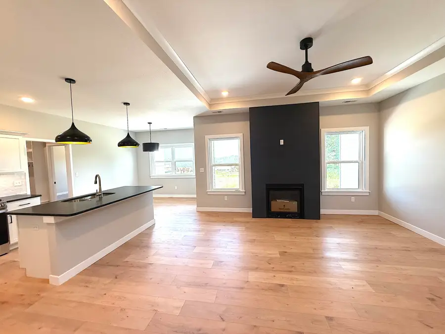 930 Stacy Dr, Ashland, MO 65010 - #3