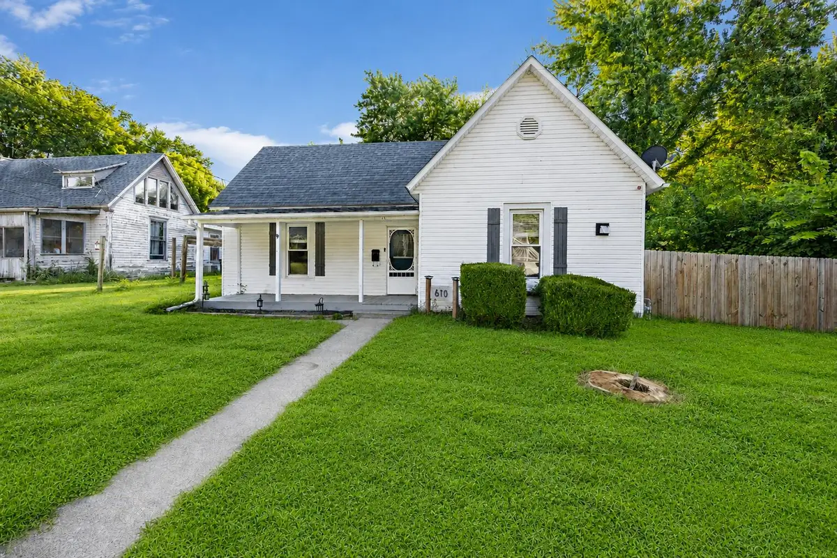 610 Grand Ave, Fulton, MO 65251 - #1