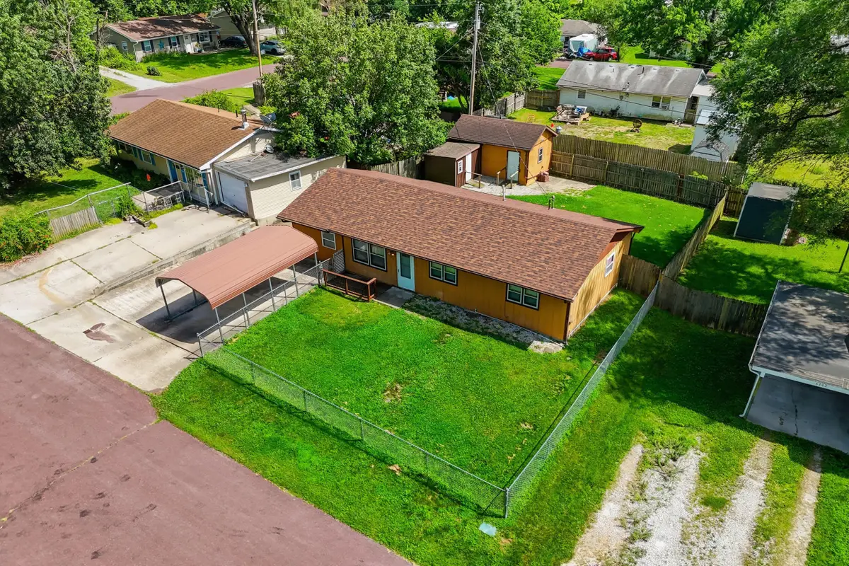 6204 E Sharon Ln, Columbia, MO 65202 - #1