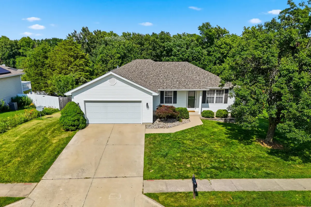 5211 Gasconade Dr, Columbia, MO 65202 - #1