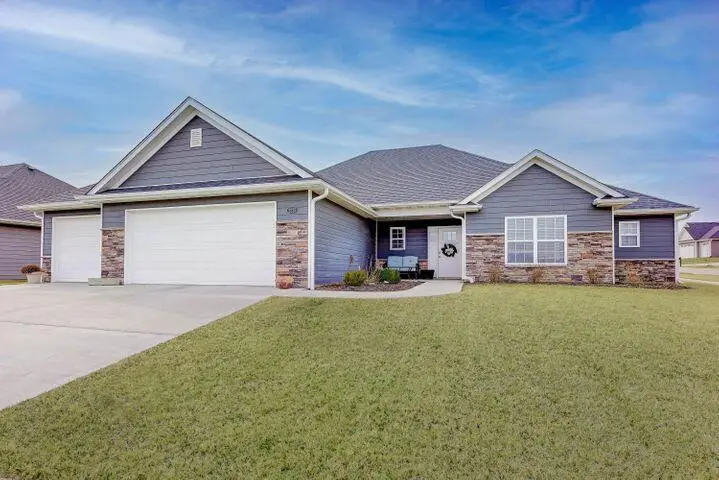 2213 Mcintosh Dr, Columbia, MO 65202 - #1