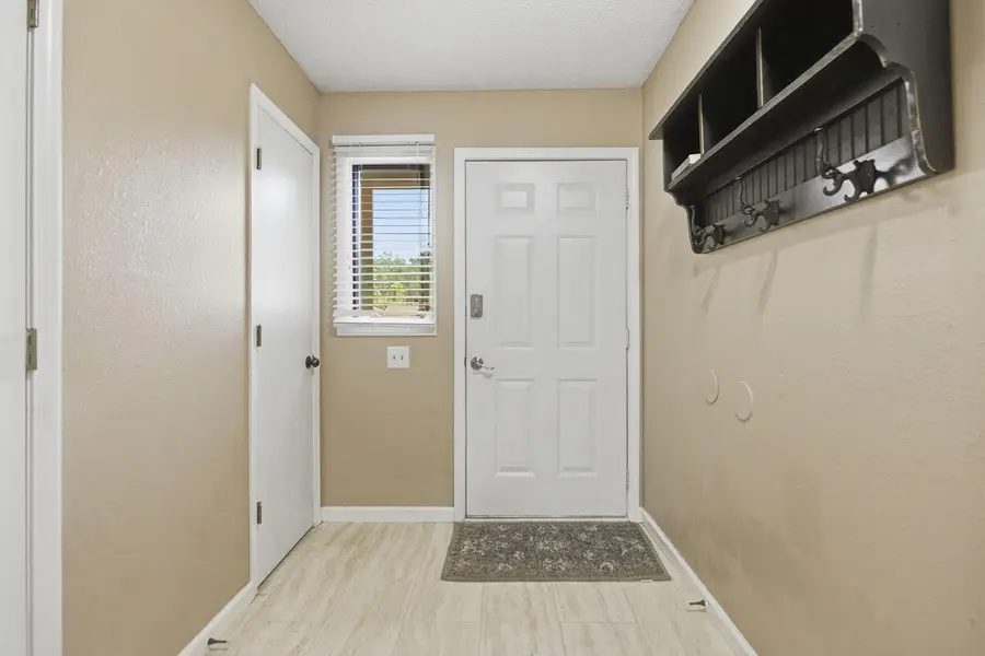 461 Foxfire Dr, Columbia, MO 65201 - #2