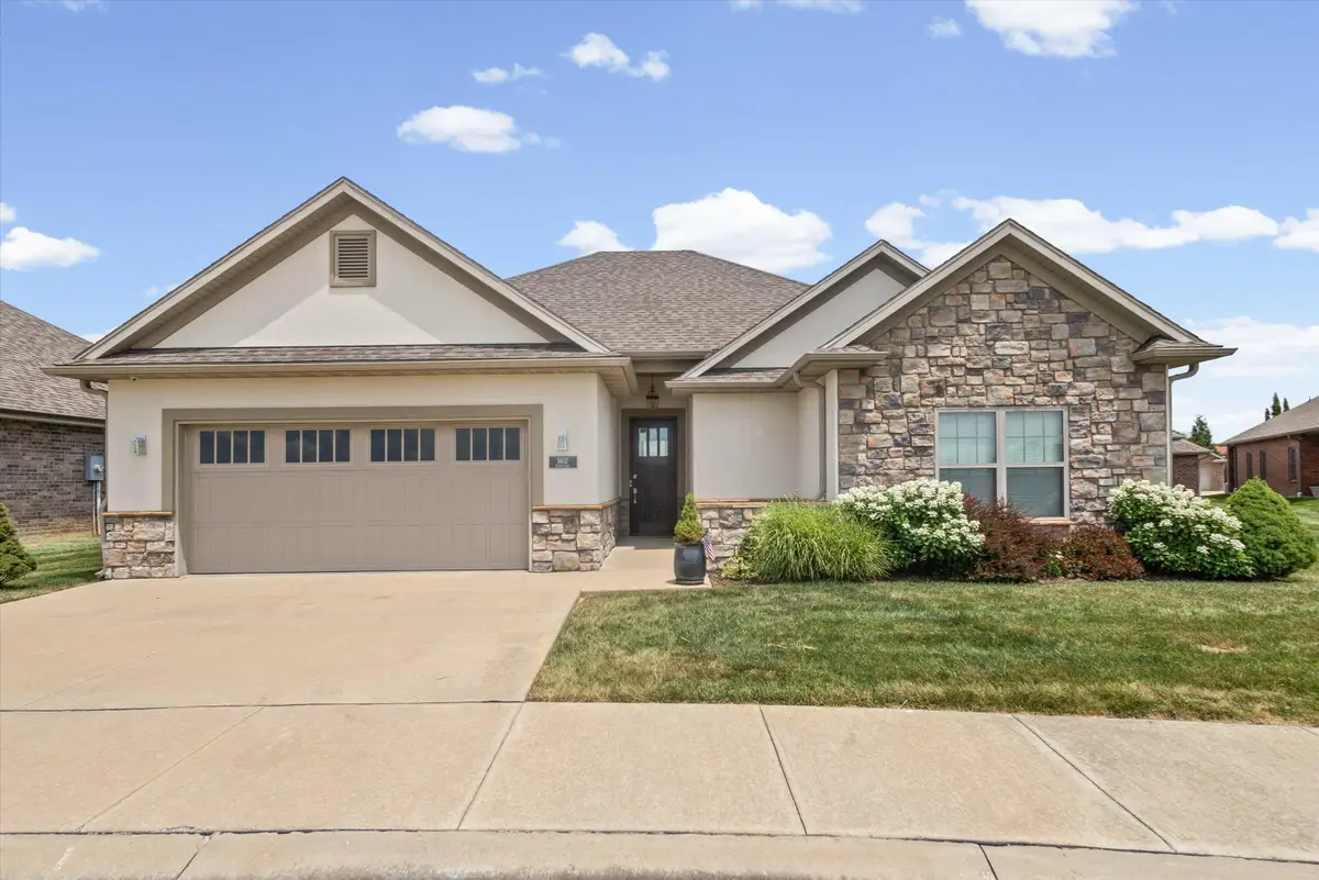 5602 Bower Ln, Columbia, MO 65201 - #1