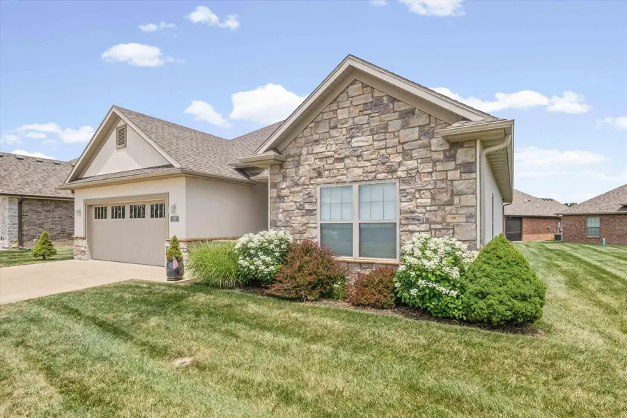 5602 Bower Ln, Columbia, MO 65201 - #3
