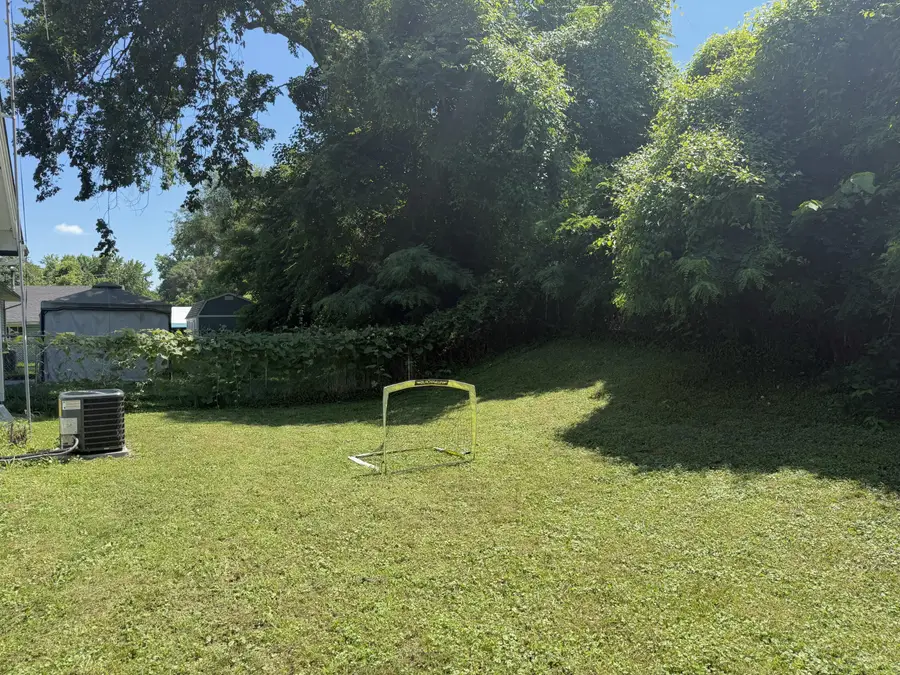 1025 Taylor St, Boonville, MO 65233 - #2