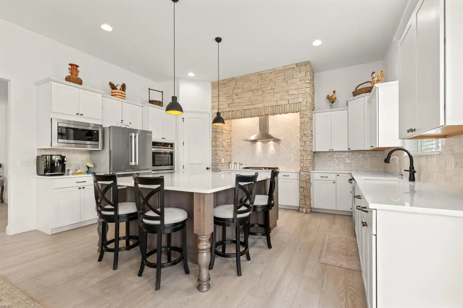 3312 Wentworth Dr, Columbia, MO 65203 - #3