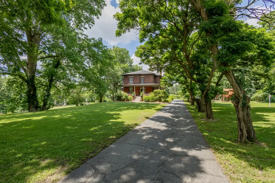 709 Gilman St, Moberly, MO 65270 - #3