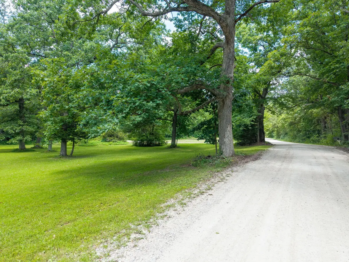 9801 Hartley Rd, Hallsville, MO 65255 - #1