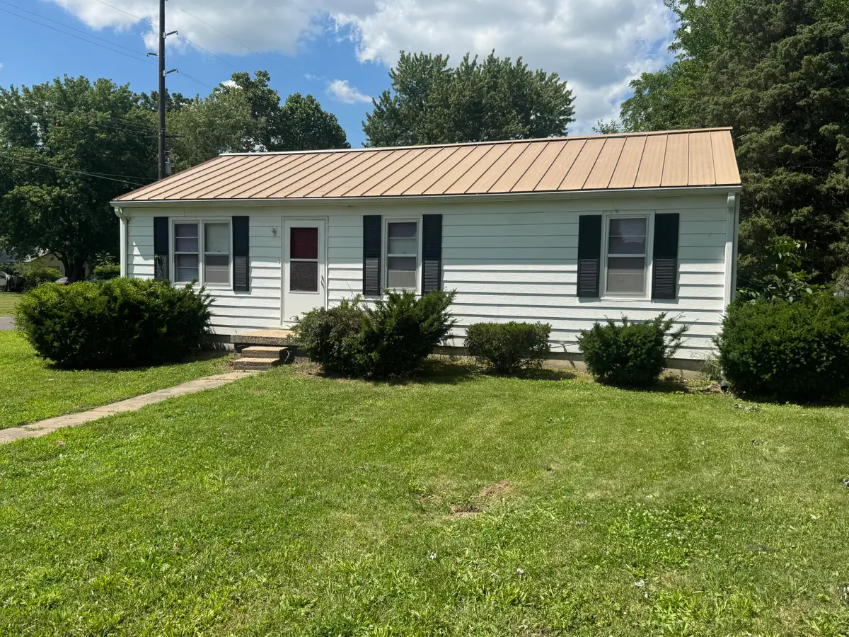 401 E 19th St, Sedalia, MO 65301 - #1